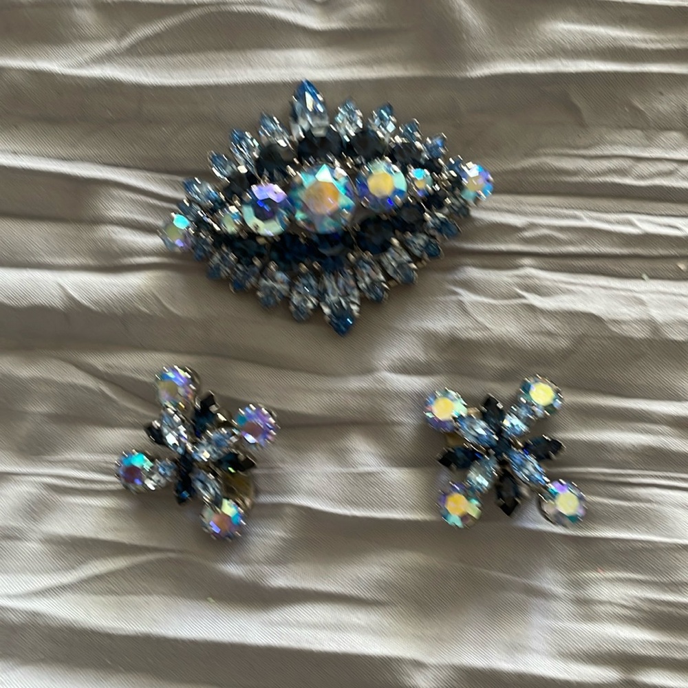 Austrian blue rhinestone brooch and matching earrings